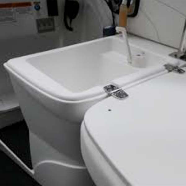 Pressurized Fresh Water System & Water Tank, Inc Sink Tap & Rear Shower