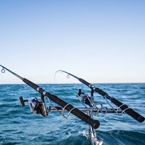 two three-way rod holders two three-way rod holders