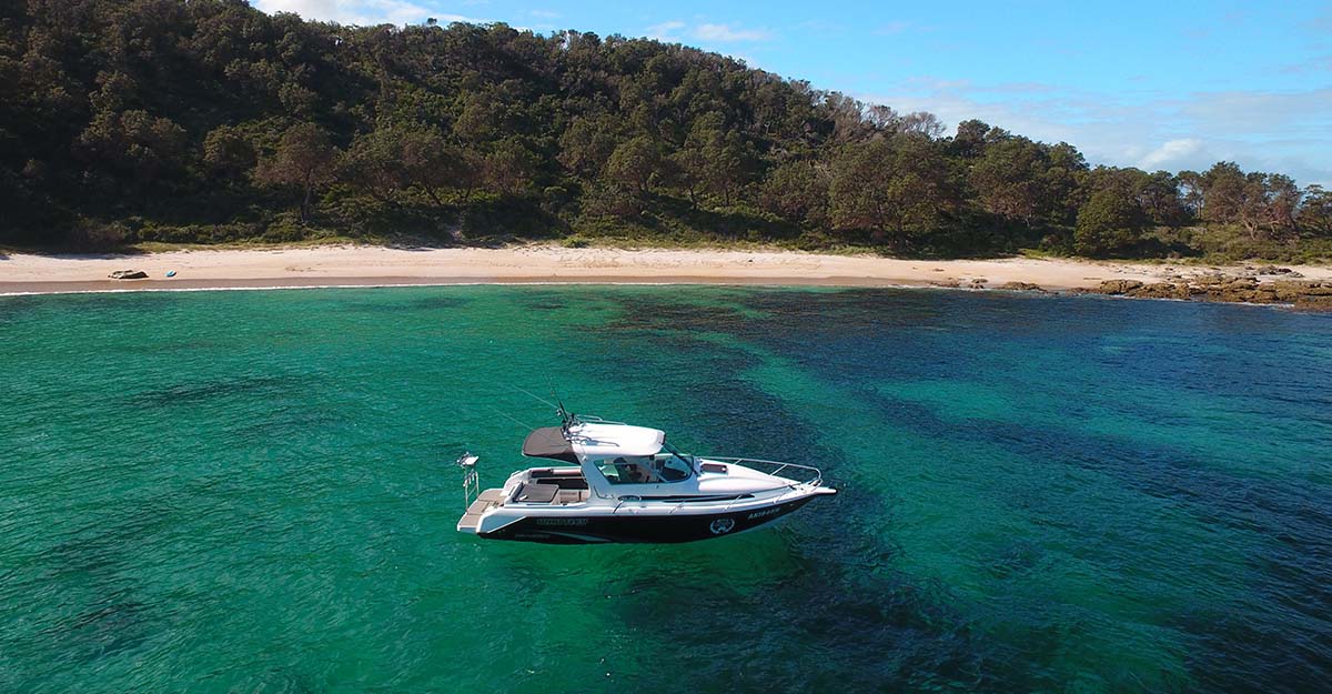 Whittley SL 26 HT OB Sea Legend Boats Whittley Marine Group