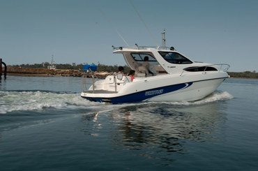 whittley cr2800 with volvo d4 diesel to debut at brisbane boat show